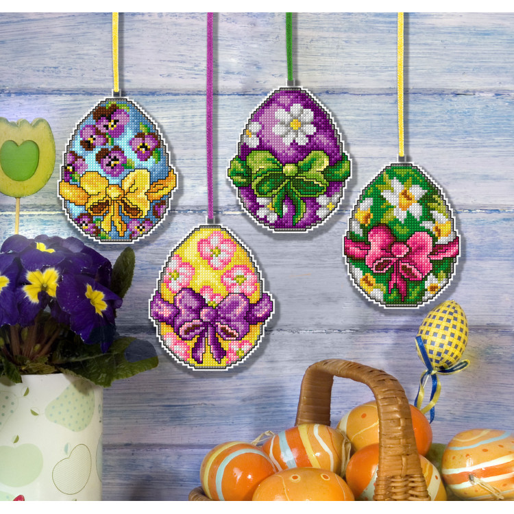 (image for) Easter Egg Ornaments on Plastic Canvas